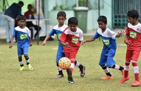 17 ސްކޫލާ އެކު މައިލޯ ކިޑްސް ފިއެސްޓާ ފަށައިފި