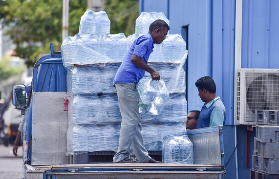 މާލެއިން ބޯފެން ލިބުން ދަތިވެއްޖެ!