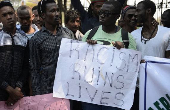 އިންޑިއާގައި ނައިޖީރިޔާގެ ދަރިވަރުންތަކަކަށް ހަމަލާދީފި