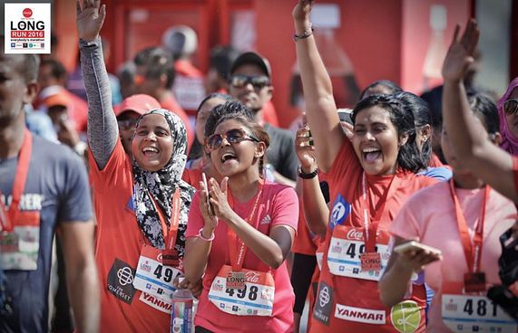 ރޭސް ފަށަން ދެ ހަފުތާ، 800 ދުވުންތެރިން ތައްޔާރަށް