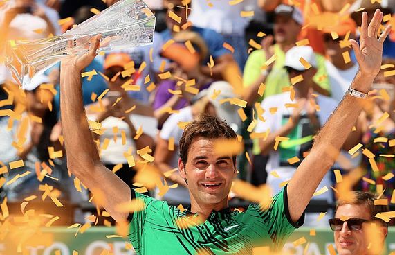 ނަޑާލް ބަލިކޮށް ފެޑެރާ މިއާމީ އޯޕަން ކާމިޔާބުކޮށްފި