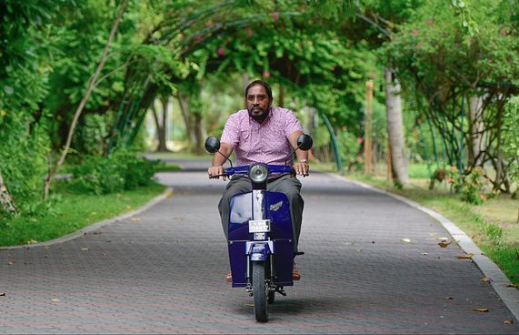 ވިލާގެ މުވައްޒަފުންގެ މުސާރަ ކުޑަކުރަން ނިންމައިފި