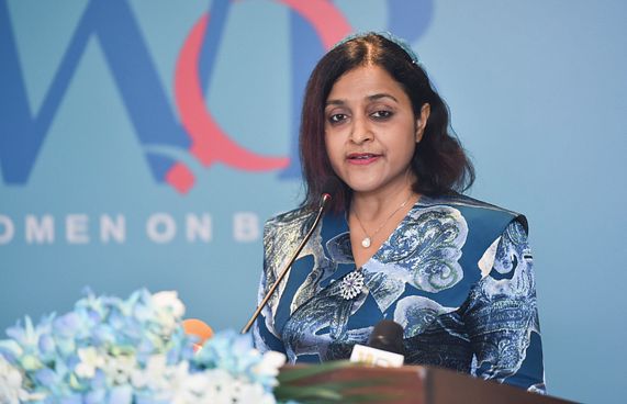 ނަސީމްގެ ގާބިލްކަމާ މެދު ދުންޔާ ސުވާލު އުފައްދަވައިފި