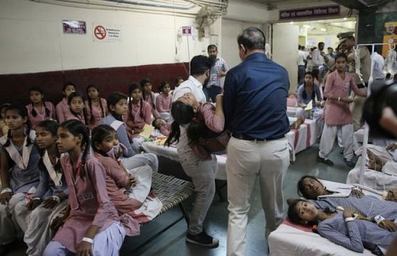 ވިހަ ގޭހެއް ބޭރުވެ 200 ދަރިވަރުން އެޑްމިޓްކޮށްފި