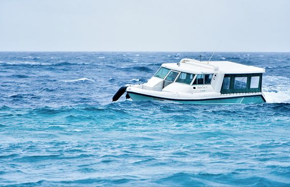 ކަނޑު އުޅަނދު އިންޝުއާ ކުރުން މަޖުބޫރެއް ނޫން