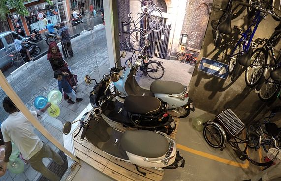 ބައިސިކަލަށް ހާއްސަ ޝޯރޫމެއް ސަންފްރަންޓުން ހުޅުވައިފި