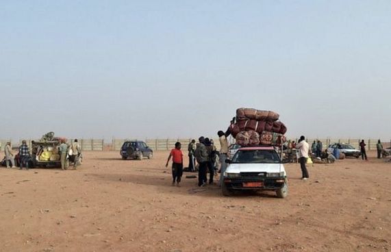 ސަހަރާ ތެރޭ ފެން ނުލިބުމުން 44 މީހުން މަރުވެއްޖެ