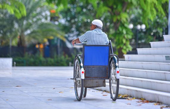 ދުވަސްވީ މީހުންނަށް ހާއްސަ މަރުކަޒުތައް އަޅަނީ