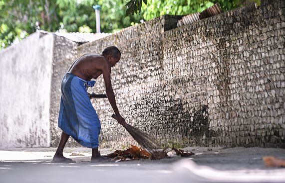 ކޮލަމް 7: ރައްޔިތުން ބޭނުންވަނީ ނަރުދަމާ ނިޒާމް!