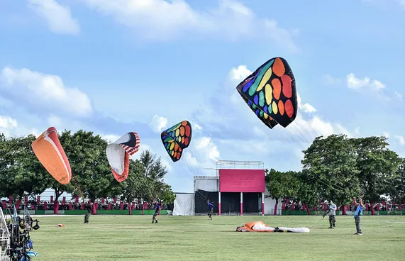 އެކުވެނި ދަނޑަށް ބުޅާތައް ބޮޑުކަމުދާތީ ސަމާލުވޭ!