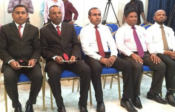 ގާޒީ އަހުމަދު ރަޝީދު ސިވިލް ކޯޓަށް ބަދަލުކޮށްފި