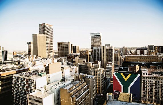 އާޓާ އިން ސައުތު އެފްރިކާގައި ރާއްޖެ އިސްތިހާރު ކުރަނީ