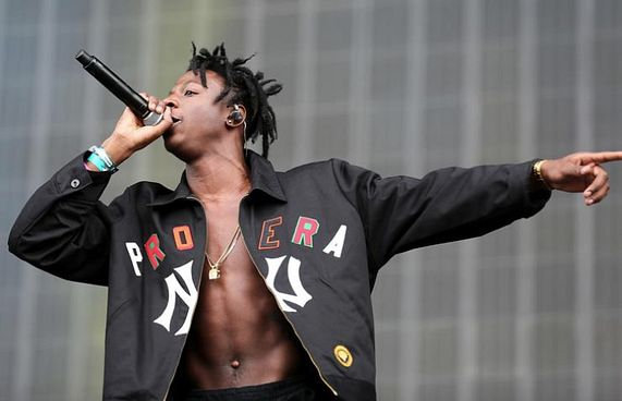 މޮޅުކަން ދައްކަން އިރުކޭތަ ބެލި މީހާގެ ލޯ ހަލާކުވެއްޖެ