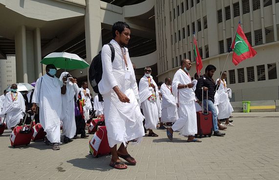 ހައްޖާޖީންގެ ފުރަތަމަ ގުރޫޕު ރާއްޖެ އަންނާނީ މާދަމާ