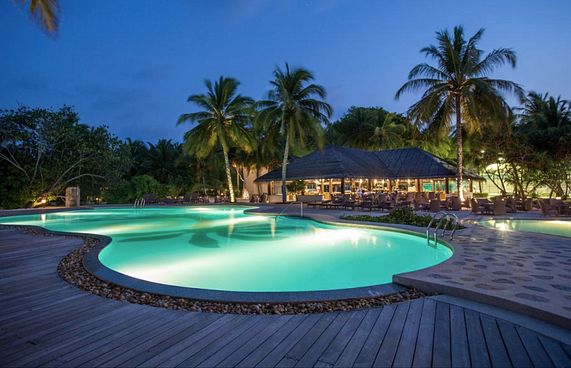 ޕާމް ބީޗްގެ ހުއްދަ ބާތިލުކުރުމުން ހިންގުން މެދުކެނޑިއްޖެ