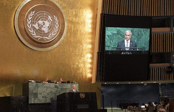 ތަރައްގީއަށް ލުއި ލޯނު ހޯދަން ވަރަށް އުނދަގޫ: އާސިމް