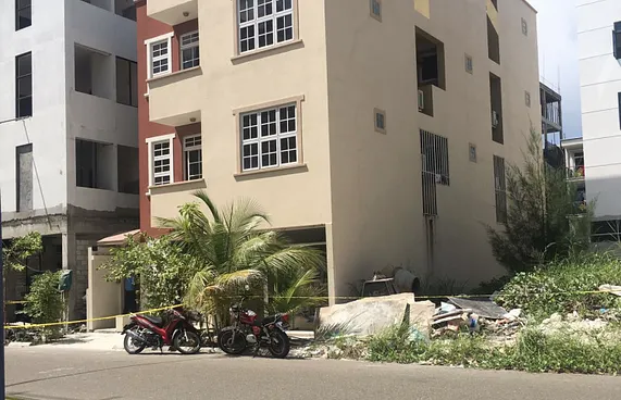 5ތަނަކަށް ވަޅިހެރުމުން ޒަހަމްވި ޒުވާނާ އައިޖީއެމްއެޗަށް