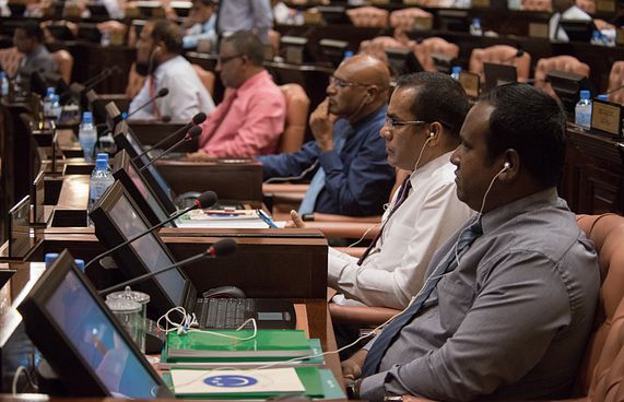 ބަޖެޓު 27 ބިލިއަން ރުފިޔާއަށް އަރާނެ: މުނައްވަރު