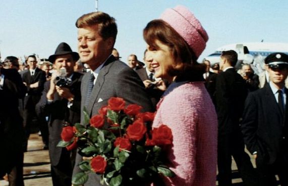 ކެނެޑީ އަވަހާރަކޮށްލުމާ ގުޅޭ އެތައް ހާސް ލިޔުމެއް އާއްމުކޮށްފި