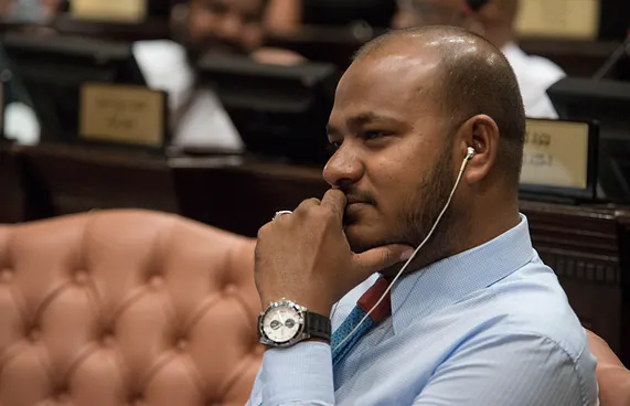 މެންބަރުންގެ އަދަދު މަދުކުރަން ހިޔާލު ހޯދަން ގަރާރެއް