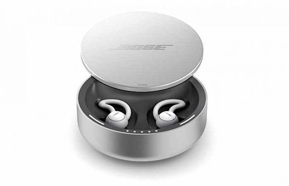 ބޯސް އިން މިފަހަރު ހެދީ ކަންފަތަށް ޖަހާ އުނގުރިއެއް