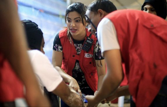 އަބަދުވެސް އެހީވާން ތައްޔާރަށް، ބަދަލުގައި އުފާވެރިކަން