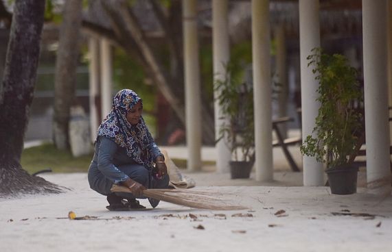 32 ރަށެއްގެ ހާސްކަން ނިމެނީ!