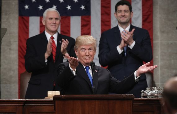 ގުއަންޓަނާމޯ ބޭ ޖަލު ބަންދު ނުކުރާނެ ކަމަށް ޓްރަމްޕް ވިދާޅުވެއްޖެ