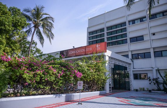 އިދިކޮޅު ކޯލިޝަންގެ ޖަލްސާ ބާއްވަން ދަރުބާރުގެ ދެނީ