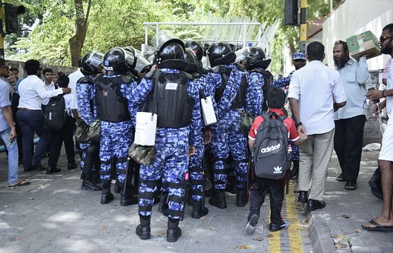 ގަރާރުގެ ދަށުން އެޅި ފިޔަވަޅުތައް ބާތިލް: ވަކީލުން