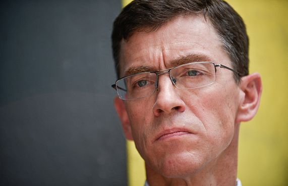 ފާރިސް އަށް ހުކުމް ކުރުމުން ޑޯރިސް ކަންބޮޑުވެއްޖެ