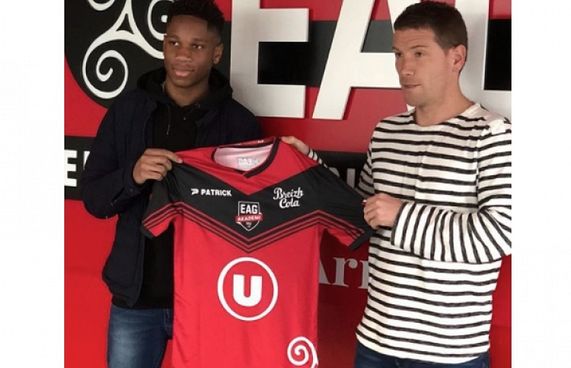 ޑްރޮގްބާގެ ދަރިފުޅު ފްރާންސް ލީގުގެ ޓީމަކަށް