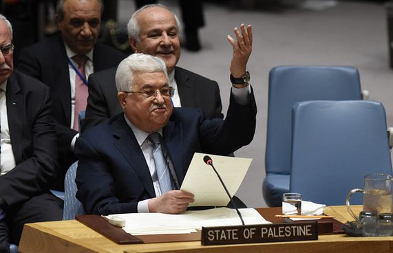 އިޒްރޭލު ރަހީނުން މިނިވަންކުރަން އައްބާސް ގޮވާލައްވައިފި