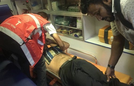 ޕެޕާ ސްޕްރޭ ޖެހުމުން މީހެއްގެ ހާލު ދެރަވެ އައިސީޔޫގައި