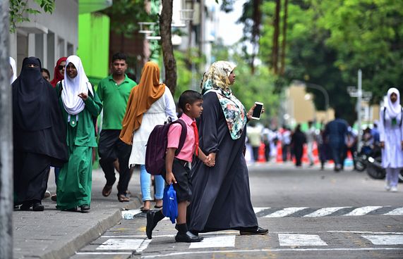 އަޚުލާގީ ތަރުބިޔަތުގައި އާއިލާގެ ދައުރު އަދާކުރެވޭބާ؟