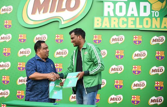 މައިލޯ އާއި ބާސެލޯނާ ގުޅިގެން ހާއްސަ ކެމްޕޭނެއް