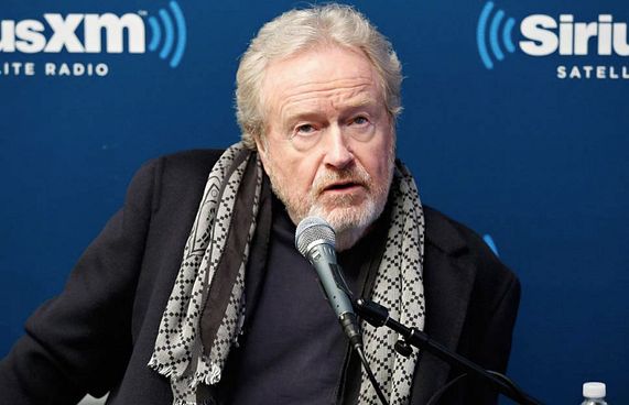 ރިޑްލީ ކޮމިކް ސީރީޒަކަށް ފިލްމެއް ހަދަނީ