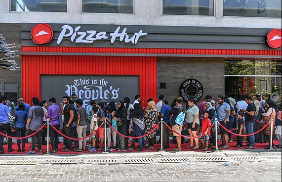 ފާސްޓް ފުޑް އިތުރުވަނީ، ހޭލުންތެރިކުރުވުން ކޮބާ؟