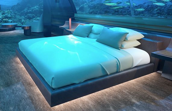 ފުރަތަމަ ކަނޑު އަޑީގެ ގެ ކޮންރެޑް ރިސޯޓުގައި ހަދަނީ