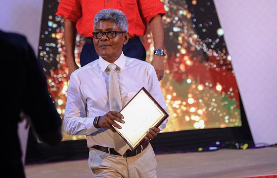 ޝުކުރުން ހިތް ފުރިފައި، ދެން ވެސް އޮތީ މަސައްކަތް!