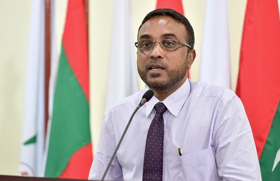 މަޖުބޫރުކުރި ކަމަށް ބުނެ ލުތުފީގެ ސިޓީއެއް ކޯޓަށް