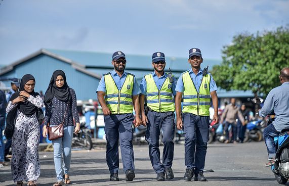 އަމާޒަކީ ސަރަހައްދީ އެންމެ ޕްރޮފެޝަނަލް ފުލުހުންނަށްވުން