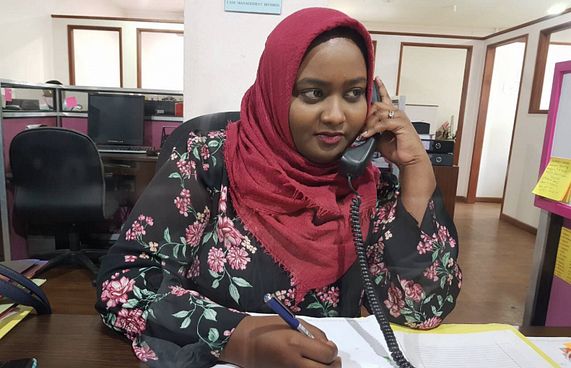 ބުރަޔަސް ހިތް ފުރިފައި: ސޯޝަލް ވޯކަރެއްގެ އުފާވެރިކަން