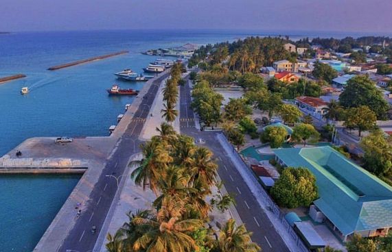 ކުޑަހުވަދޫ މީރާ އޮފީހުން ޗެކްތަކެއް ވަގަށް ނަގައިފި