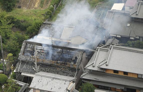 ބާރުގަދަ ބިންހެލުމަކުން ޖަޕާނުގެ އޮސާކާ ގުޑުވާލައިފި