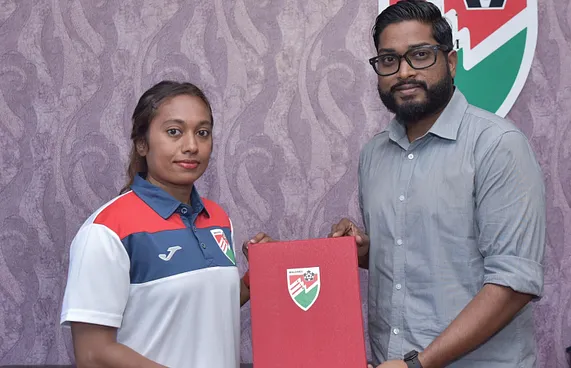 ގައުމީ ޓީޓީ ޗެމްޕިއަން މުއީނާ އެފްއޭއެމާ ގުޅިއްޖެ