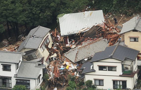 ޖަޕާނަށް ބާރުގަދަ ބިންހެލުމެއް، ސުނާމީގެ އިންޒާރެއް ނެތް