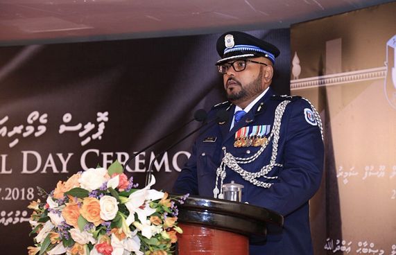 ފުލުހުންނަށް ހަމަލާދޭ މީހުންނަށް ހަރުކަށި އަދަބުދޭންޖެހޭ