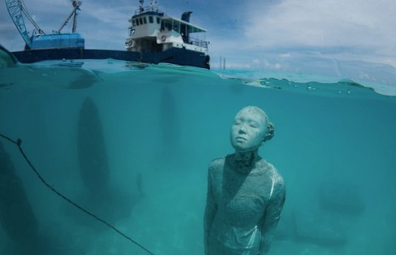 ސިއްރު ފެންފުށީގައި ބެހެއްޓި ބުދުތައް ނަގަން އަންގައިފި