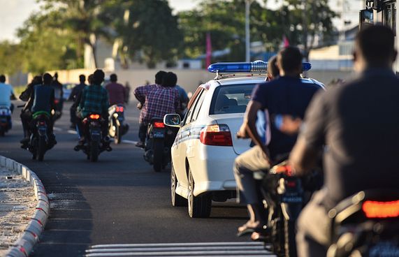 މަގުމަތީގެ ގާނޫނުތައް: އަމަލްކުރަން ދަސްނުވި އެއްޗެއް!